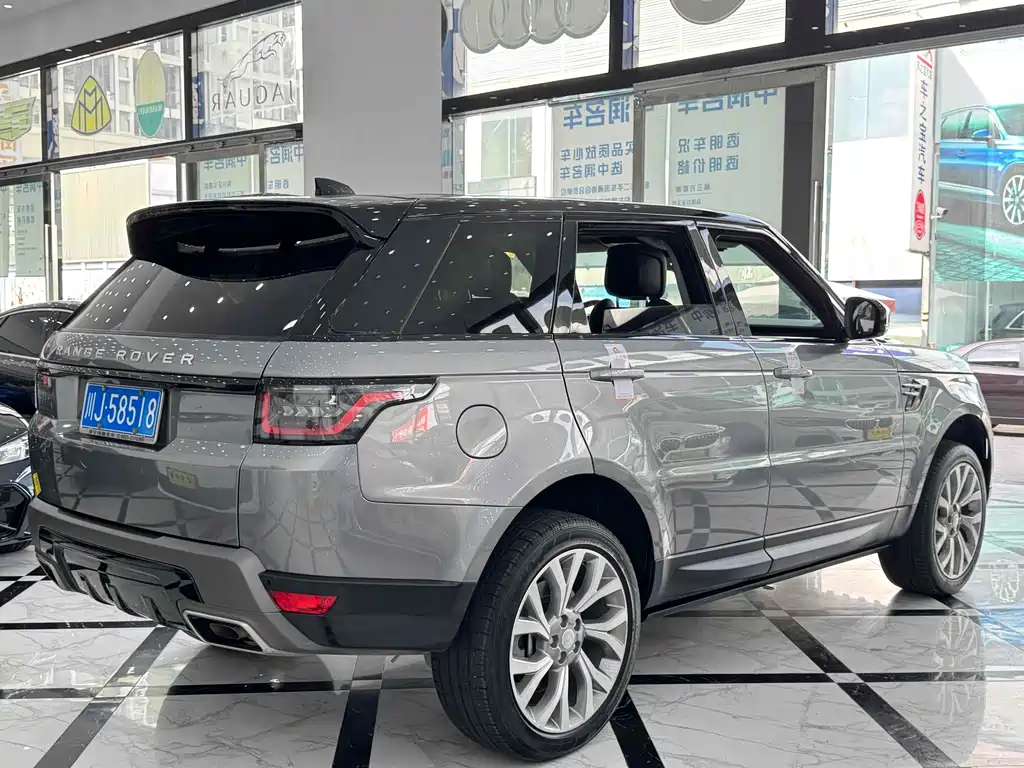Land Rover Sport 2020 — фото 12