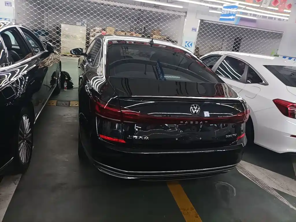 Volkswagen Passat 2022