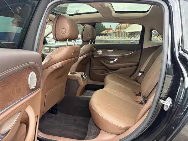 Mercedes-Benz E-Class 2018