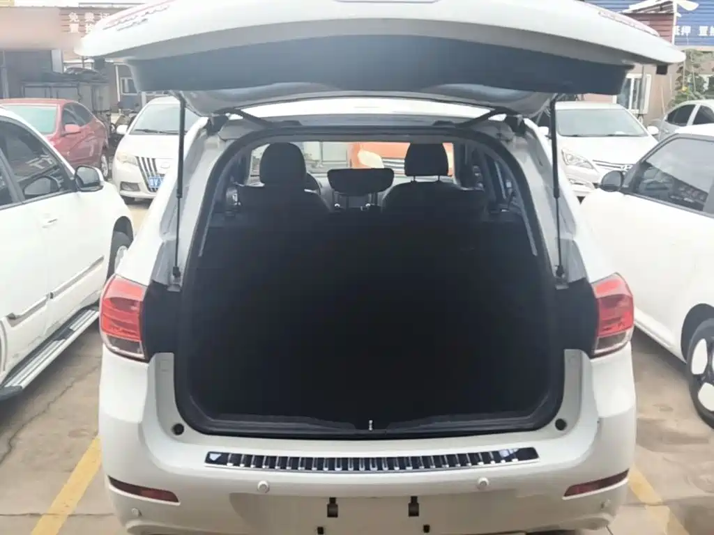 Haval H6 2015 — фото 19