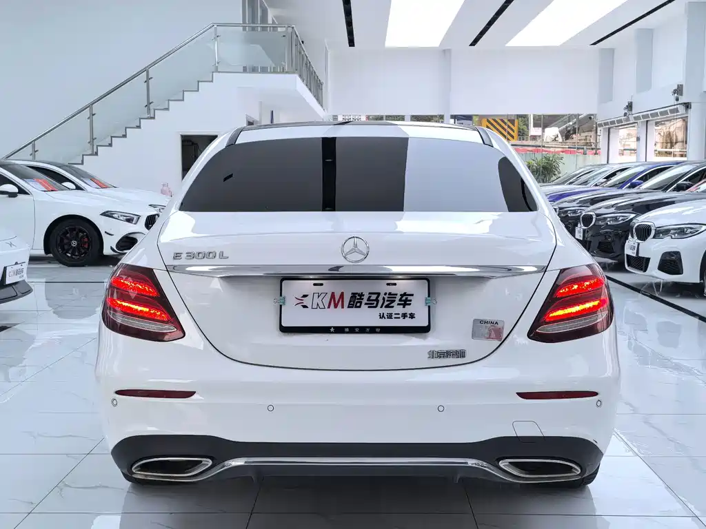 Mercedes-Benz E-Class 2018 — фото 14