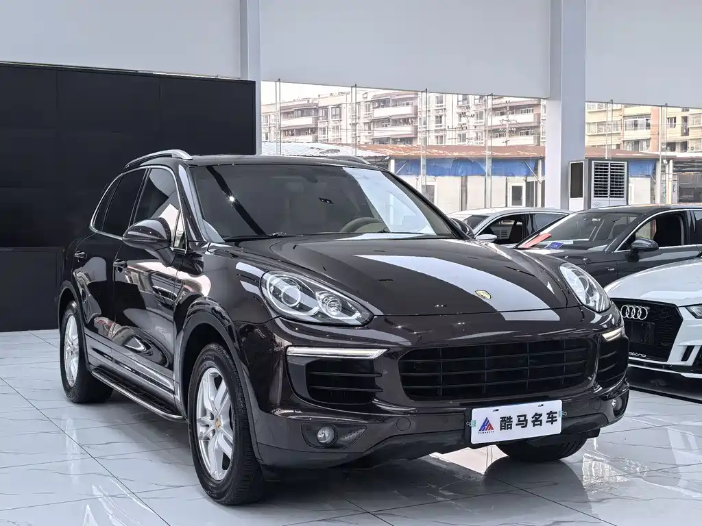 Porsche Cayenne 2017 — фото 3