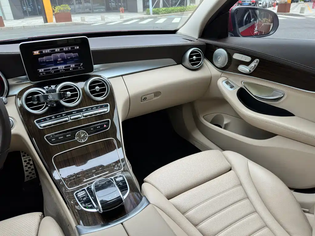 Mercedes-Benz C-Class 2016 — фото 15