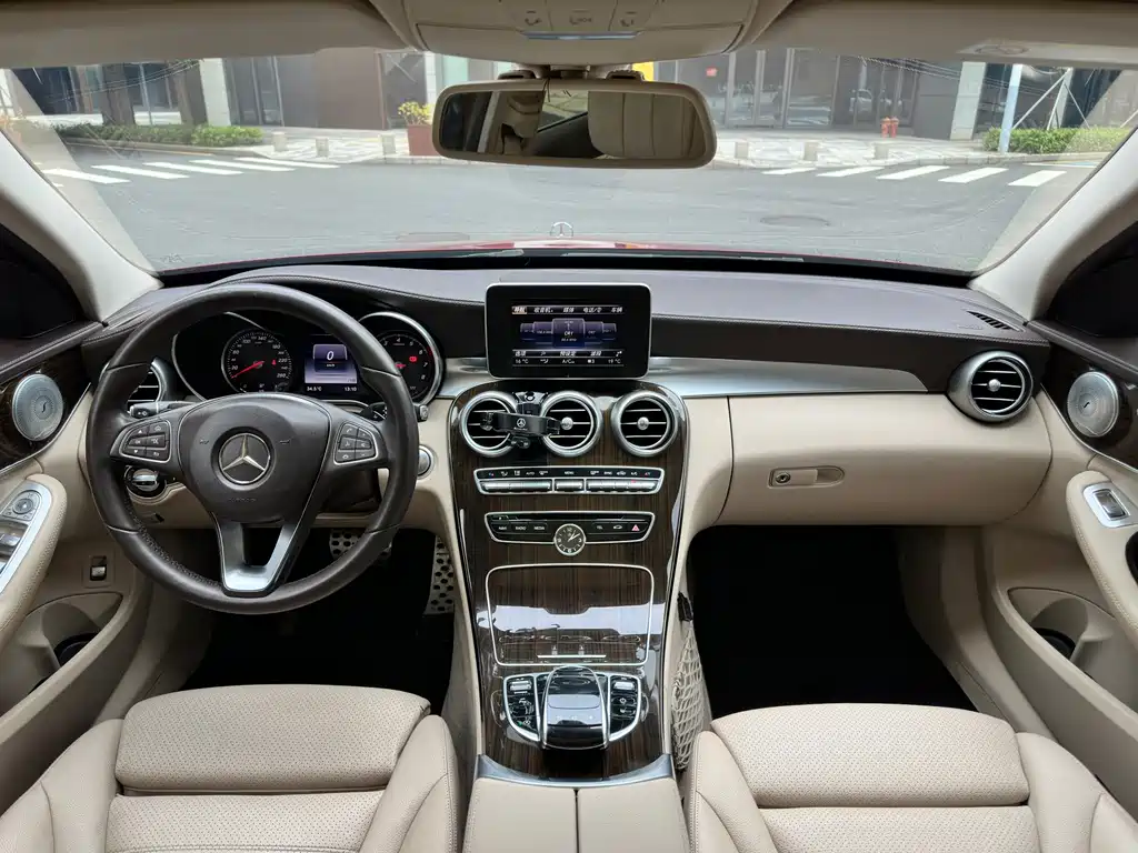 Mercedes-Benz C-Class 2016 — фото 13