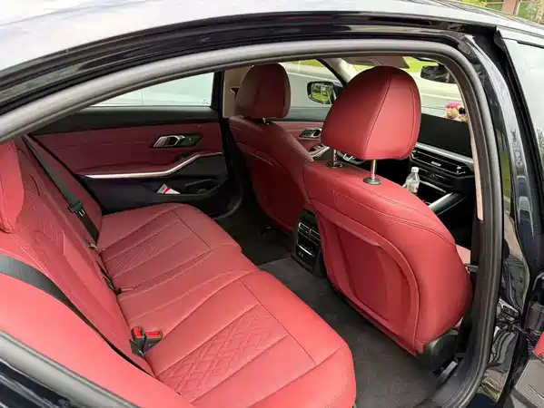 BMW 3 Series 2025