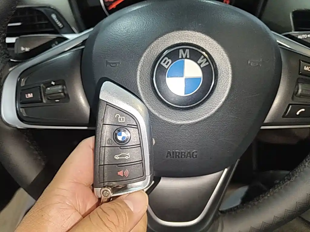 BMW X1 2017 — фото 9
