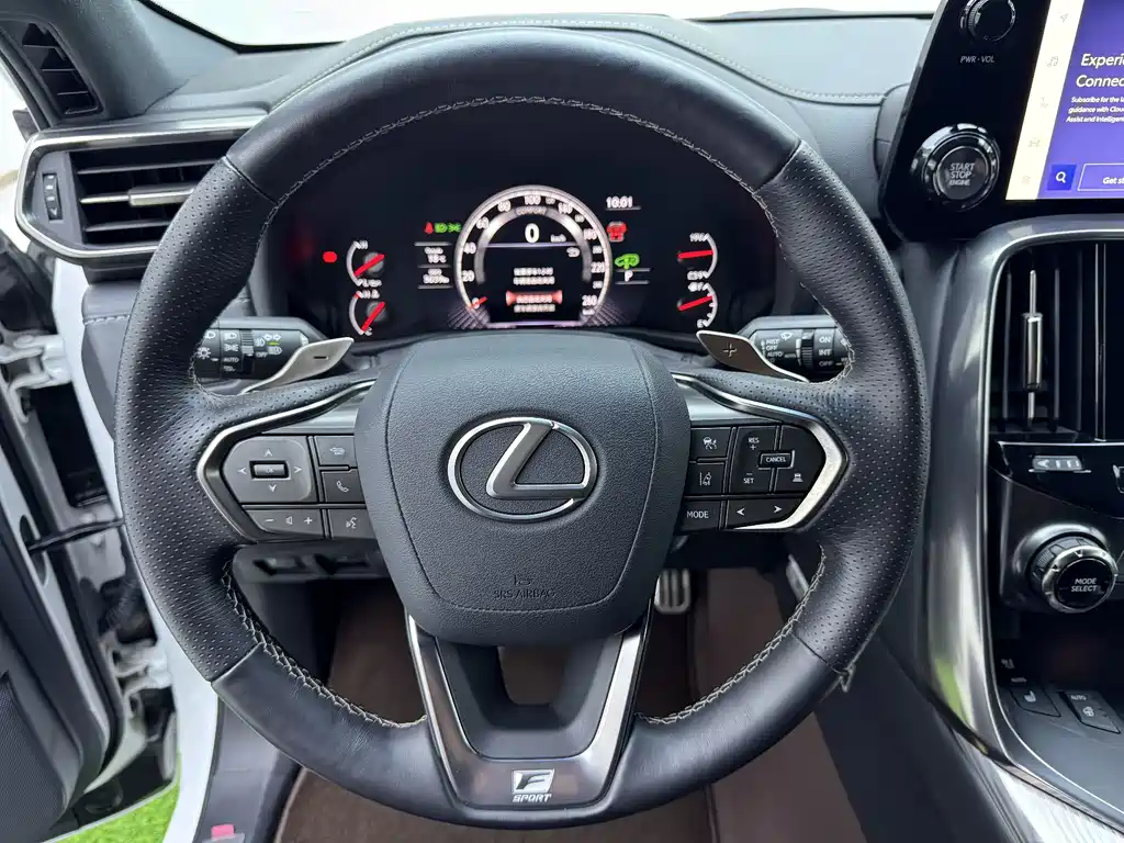 Lexus LX 2025 — фото 17