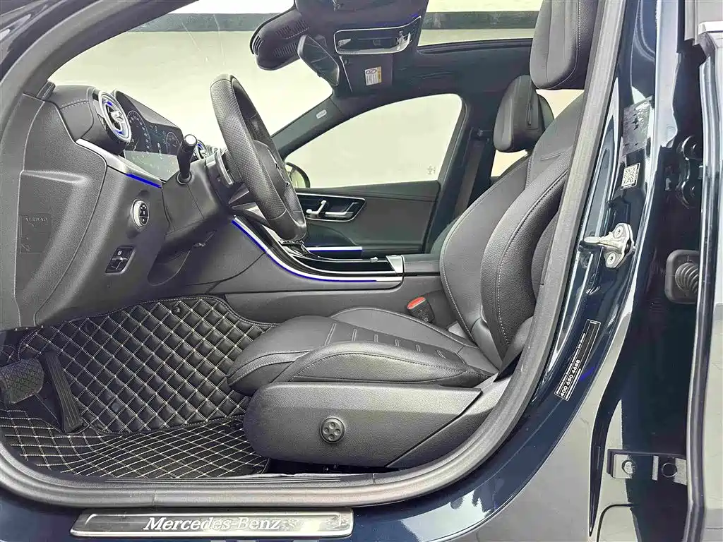 Mercedes-Benz C-Class 2022