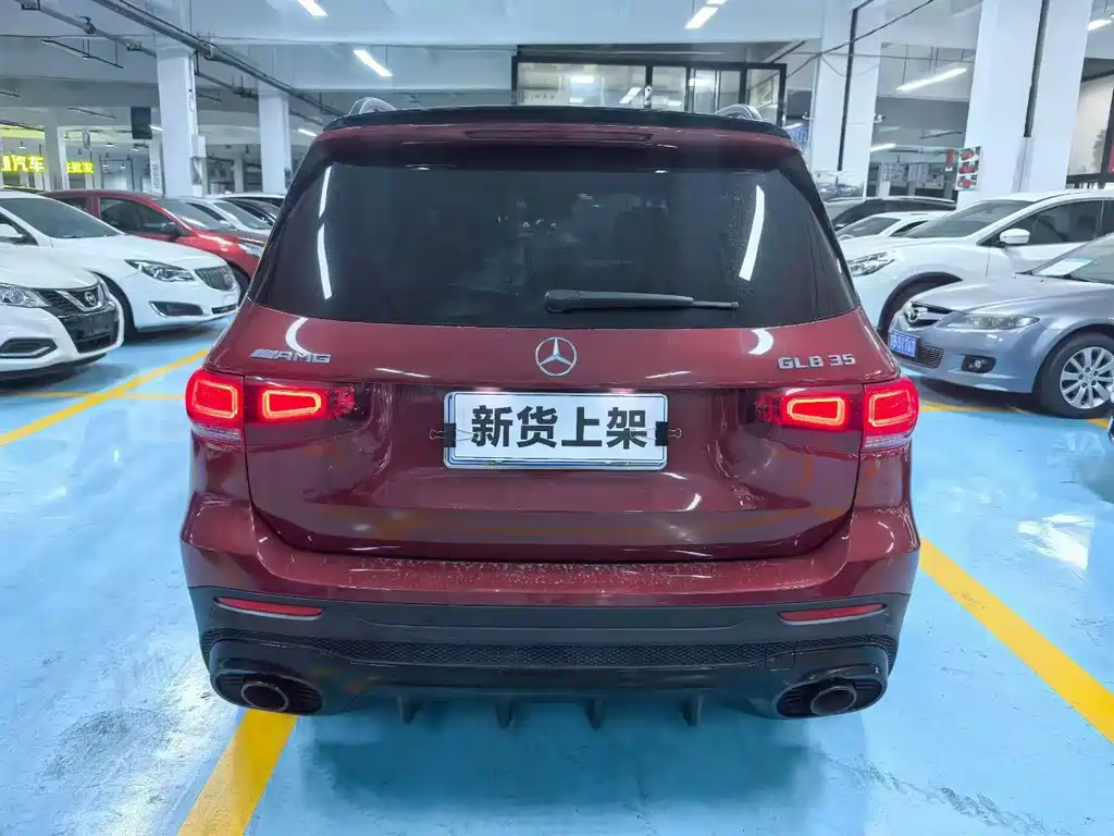 Mercedes-Benz GLB AMG 2021 — фото 8