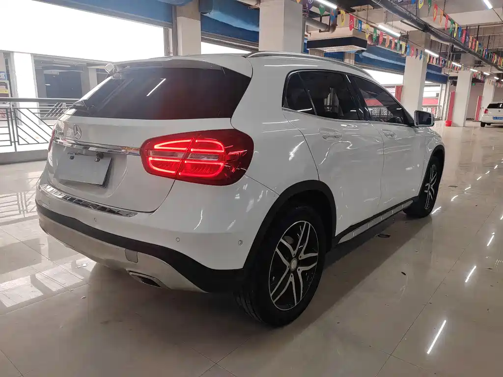 Mercedes-Benz GLA 2016 — фото 8