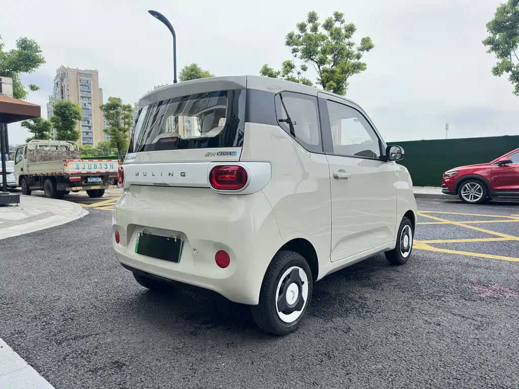 Wuling Hongguang MINIEV 2025
