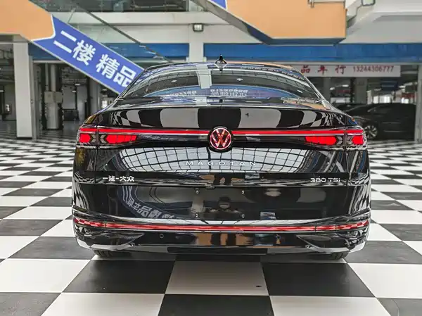 Volkswagen Magotan 2024
