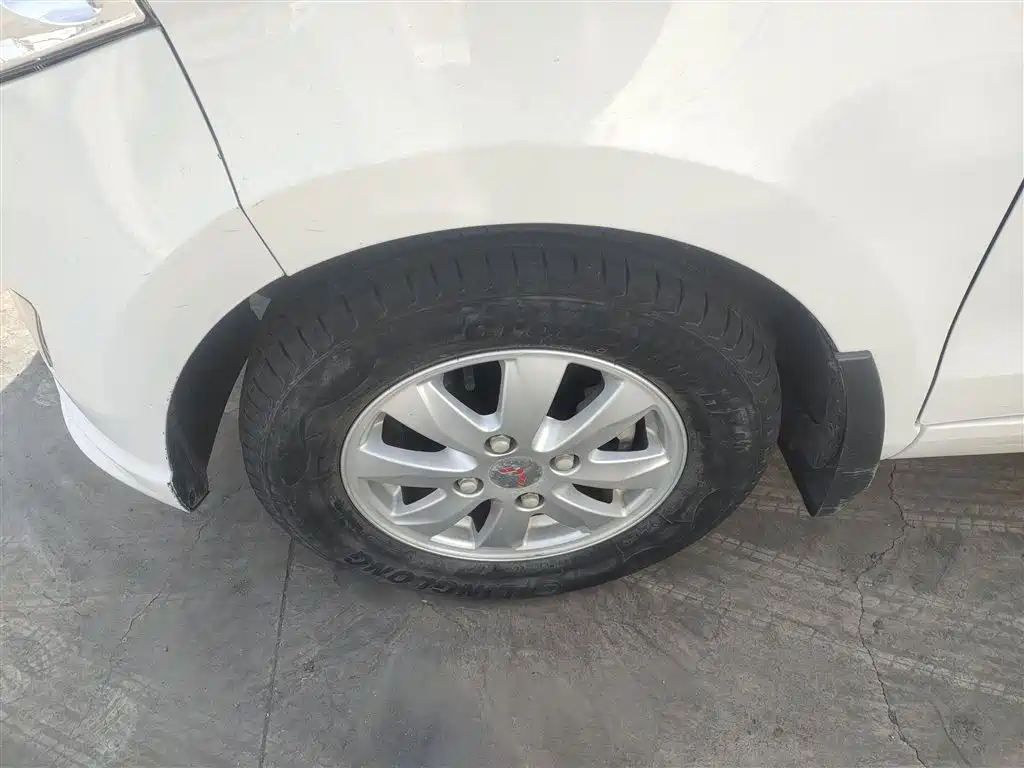 Wuling Hongguang 2018 — фото 23