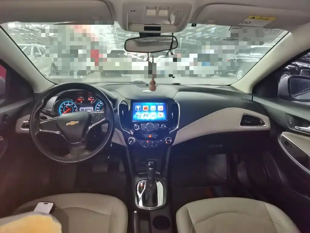 Chevrolet Cruze 2015 — фото 10