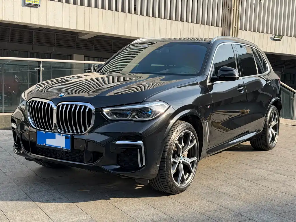 BMW X5 2023 — фото 1
