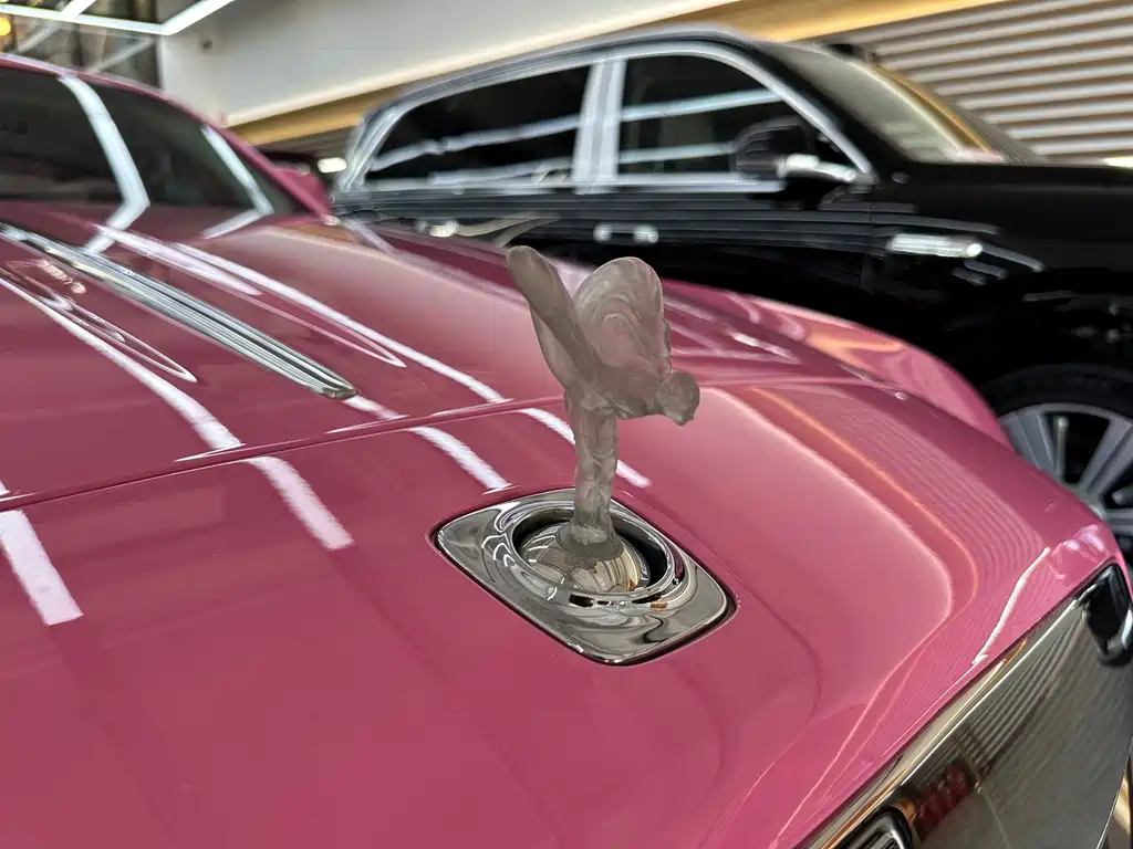 Rolls-Royce Phantom 2020 — фото 12
