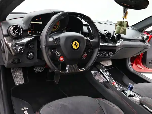 Ferrari F12berlinetta 2015