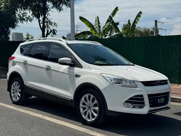 Ford Kuga 2013