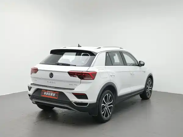 Volkswagen T-Roc 2021
