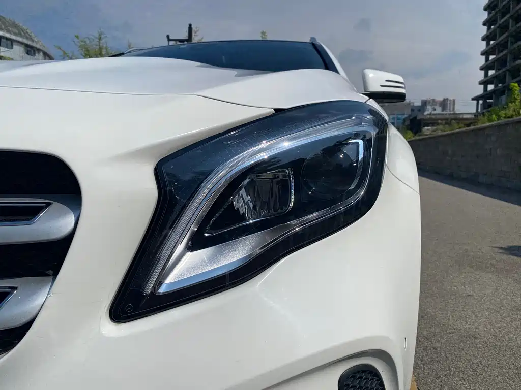 Mercedes-Benz GLA 2018 — фото 15