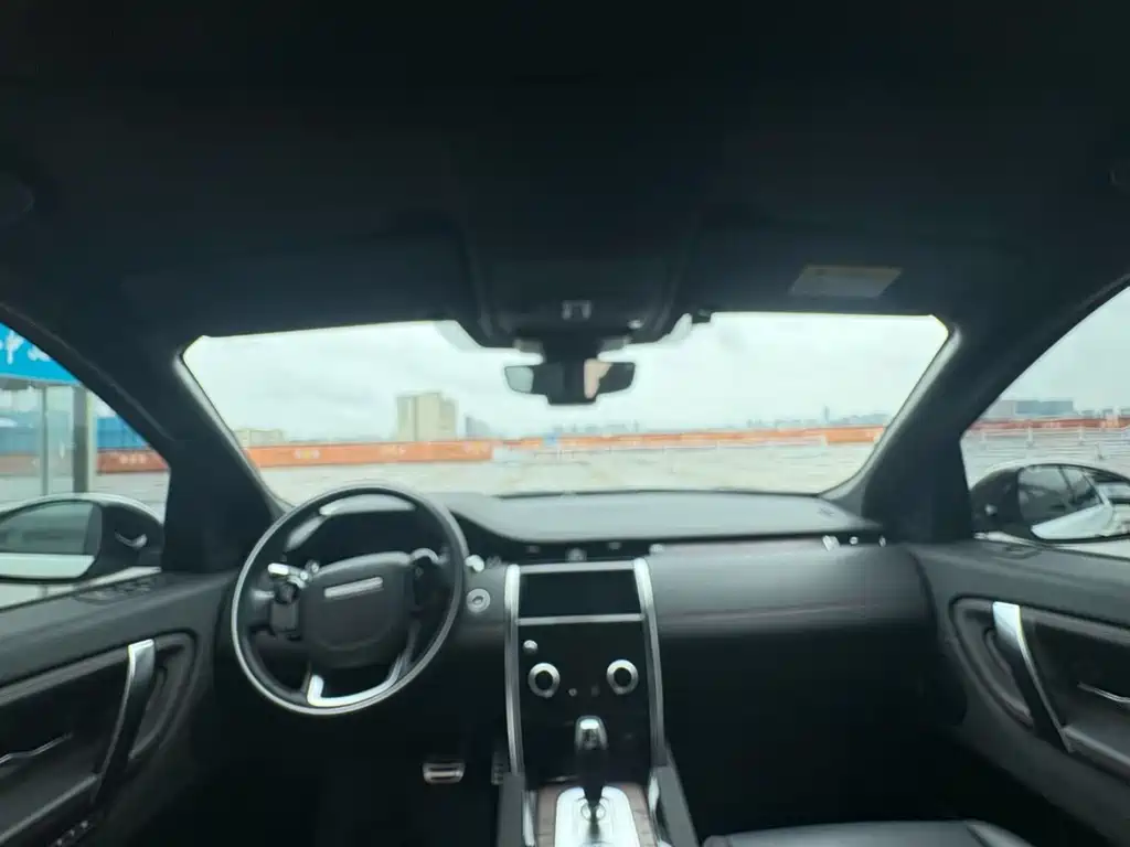 Land Rover Discovery Sport 2021 — фото 10
