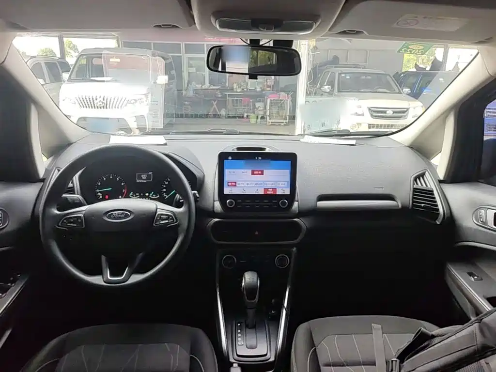 Ford EcoSport 2018 — фото 6