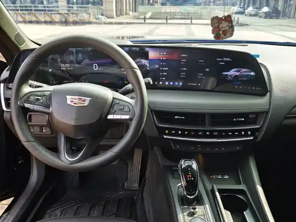 Cadillac CT5 2025