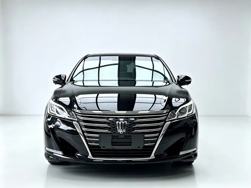 Toyota Crown 2018 — фото 2