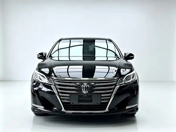Toyota Crown 2018