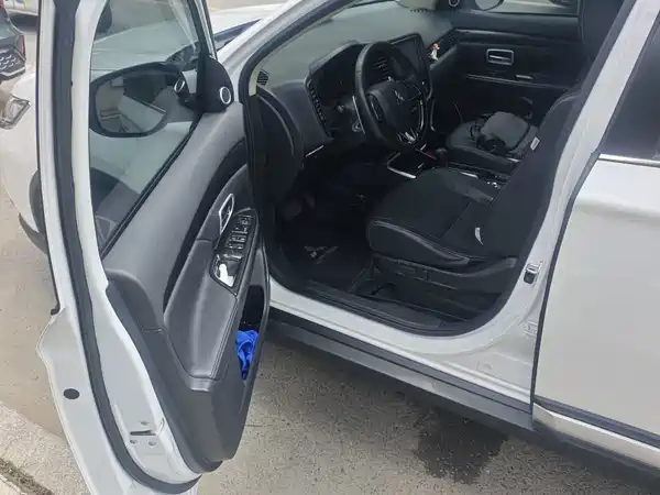 Mitsubishi Outlander 2018