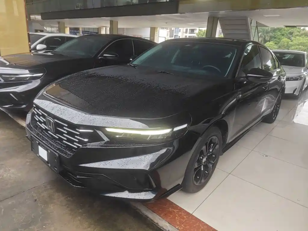 Honda Accord 2025 — фото 2