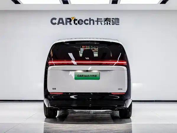 Li Auto MEGA 2025