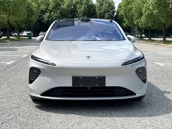 NIO ET7 2023