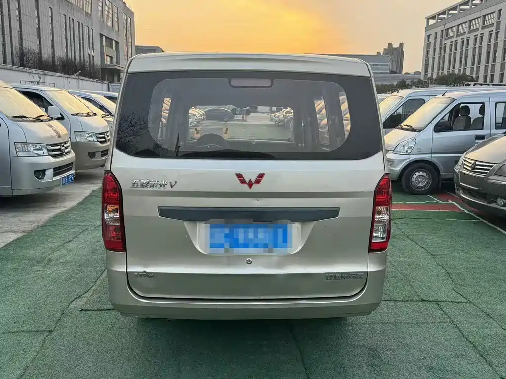 Wuling Rongguang V 2017 — фото 6