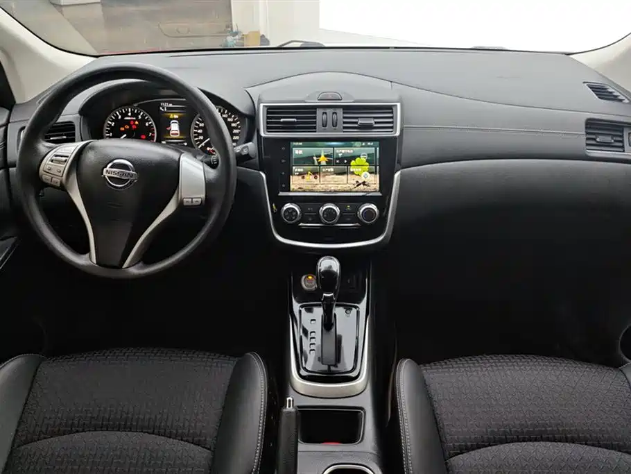 Nissan Tiida 2019 — фото 12