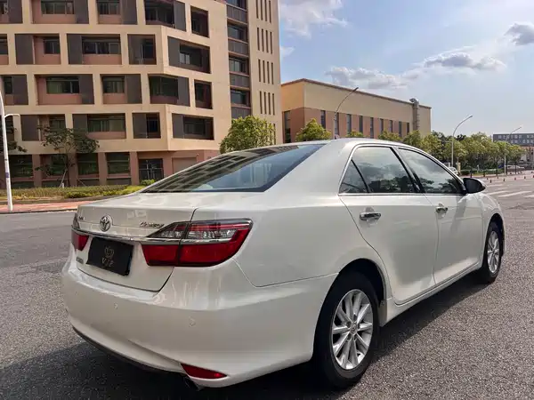 Toyota Camry 2016