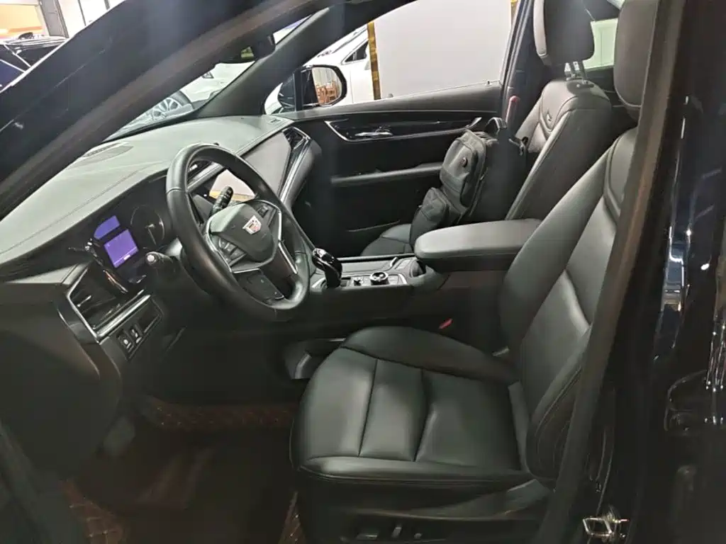Cadillac XT5 2022 — фото 15