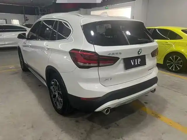 BMW X1 2022 — фото 9