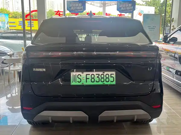 Geely Galaxy L7 2024