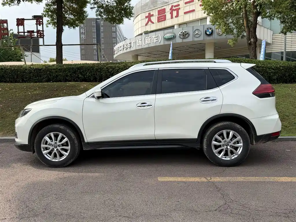 Nissan X-Trail 2022 — фото 3