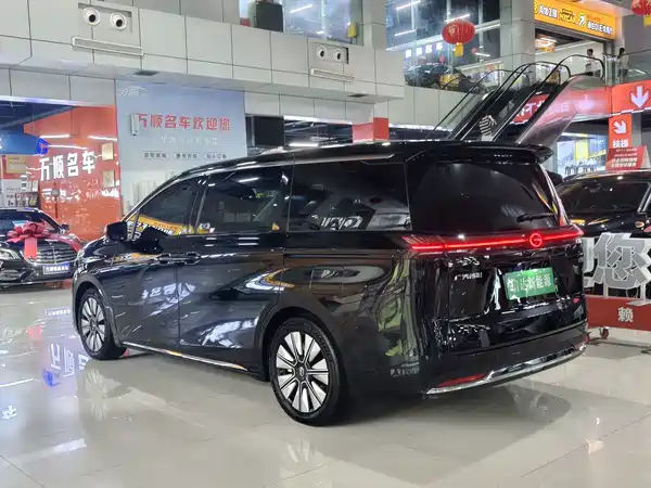 GAC Trumpchi E8 PHEV 2024