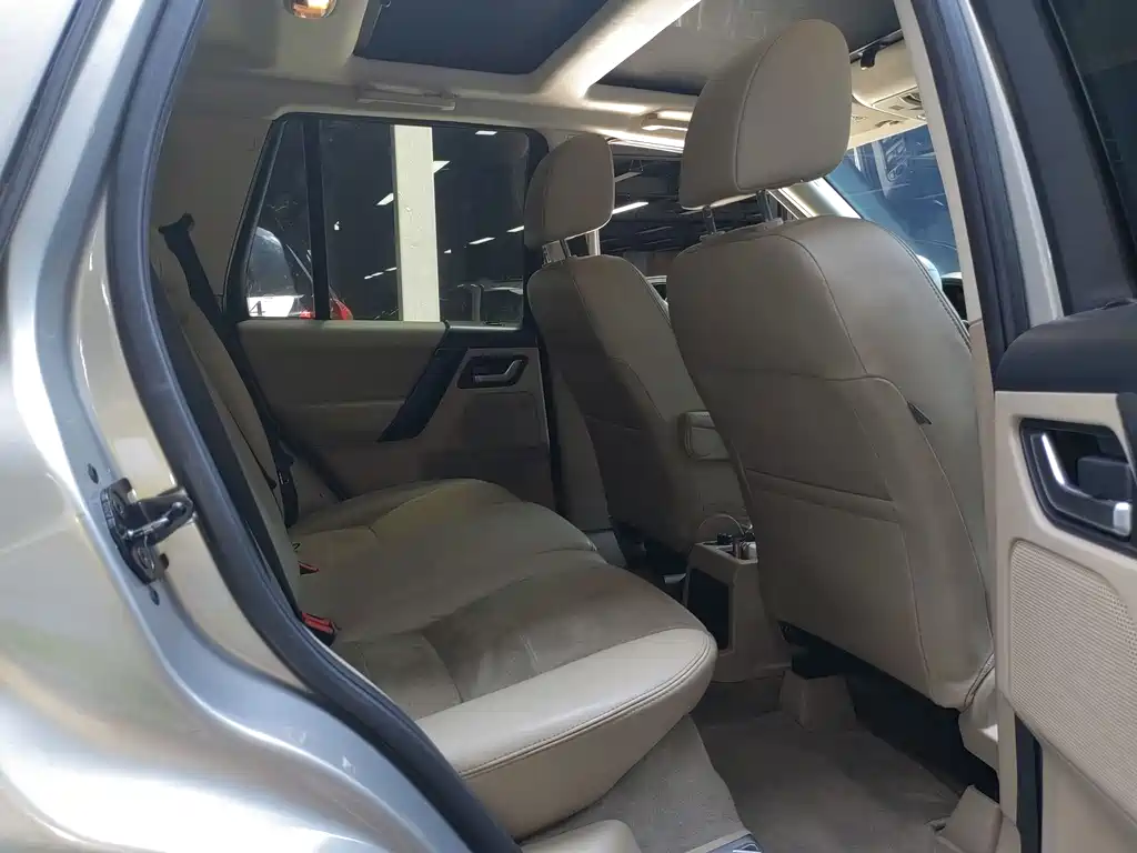 Land Rover Freelander 2 2012 — фото 10