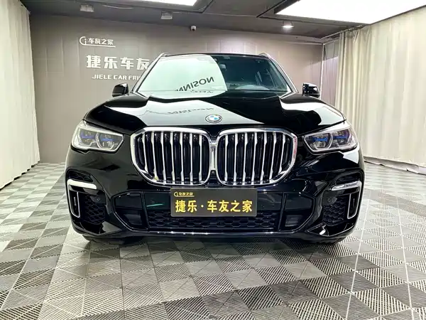 BMW X5 2023