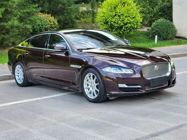 Jaguar XJ 2017