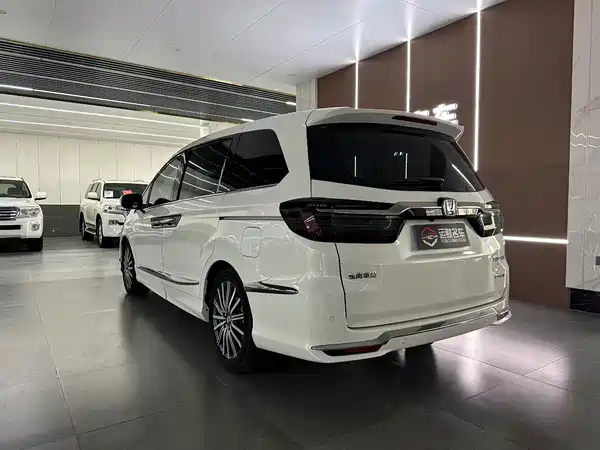 Honda Elysion 2023