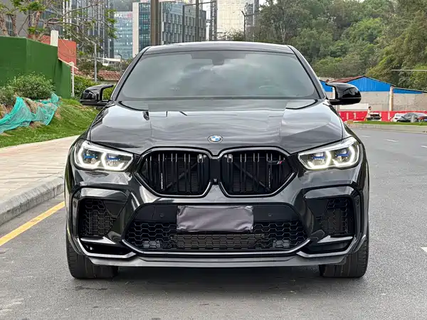 BMW X6 M 2022