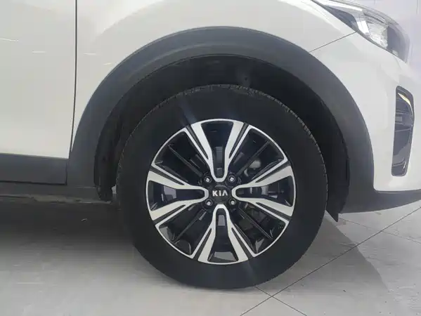 Kia KX1 2021