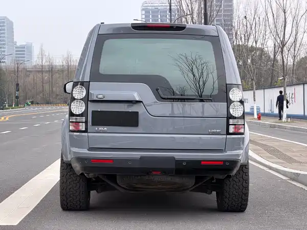 Land Rover Discovery 2016