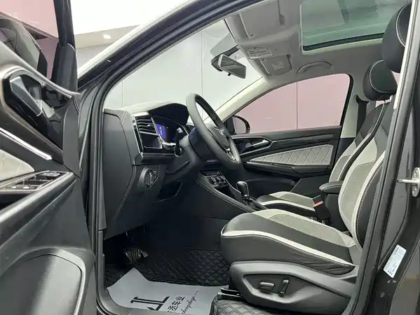 Jetta VS7 2022