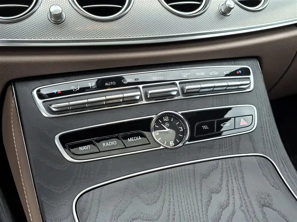 Mercedes-Benz E-Class 2020 — фото 5